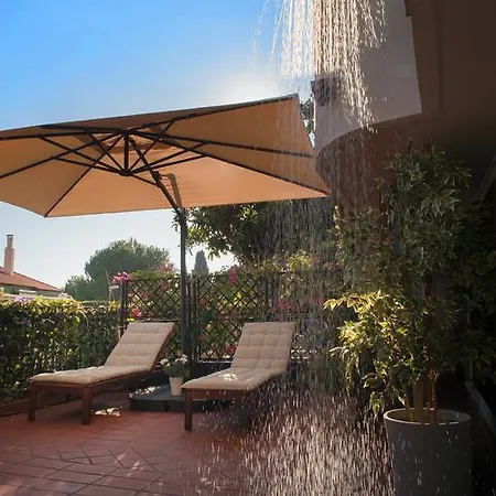 Holiday home Mareluna - Sea View And Garden