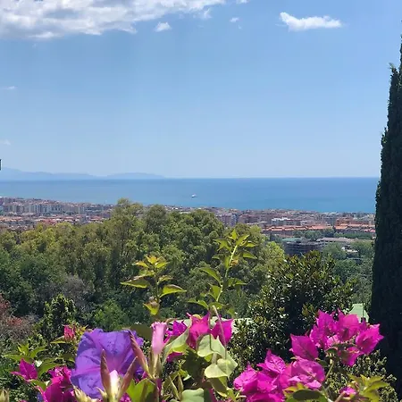 Holiday home Mareluna - Sea View And Garden Salerno